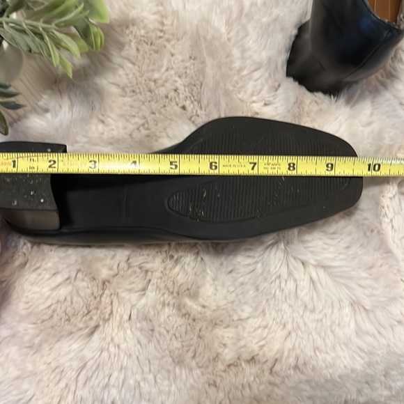 NATURALIZER Slip On Black Leather Heel Pumps Sz 6.5 - Picture 8 of 11